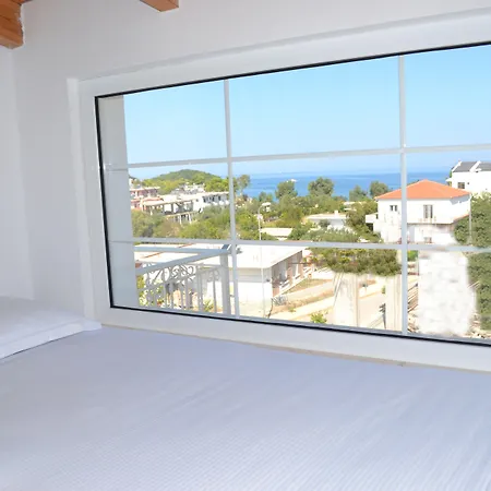 بيت ضيافة August كساميل