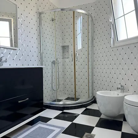 August 3* クサミル